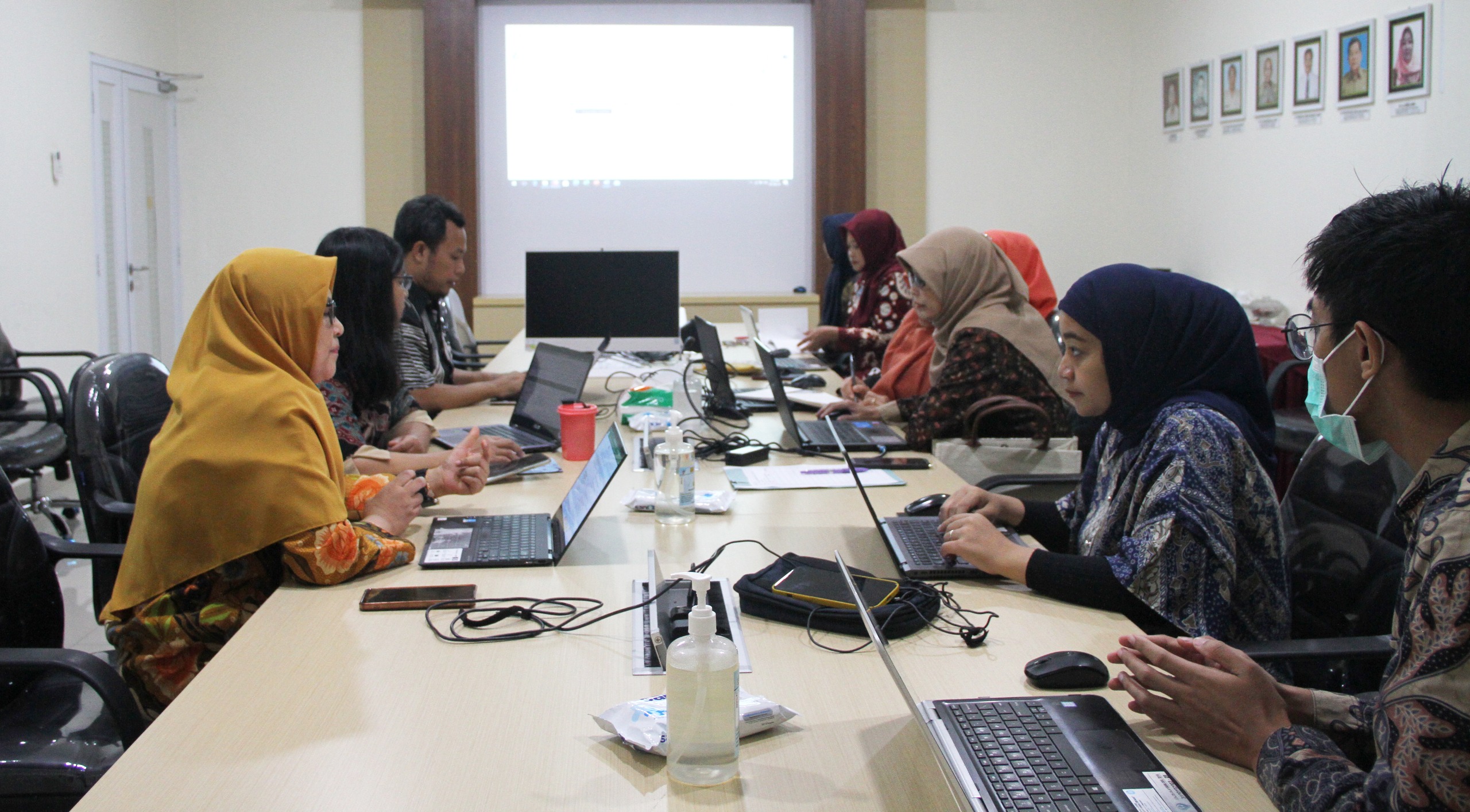 BB Labkesmas Yogyakarta Melaksanakan Reviu Penilaian Self Assessment WBK WBBM Tahun 2024